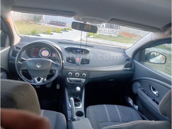 Sahibinden Renault Fluence 1.5 dCi Touch 2015 Model