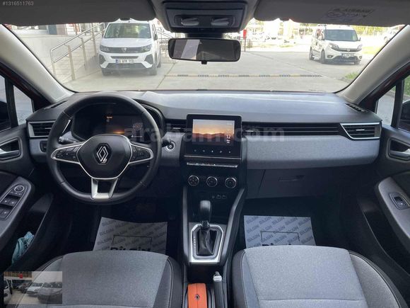 BİLGİN OTOMOTİV'DEN 2024 CLIO EVOLUTION 20.000 KM BOYASIZ