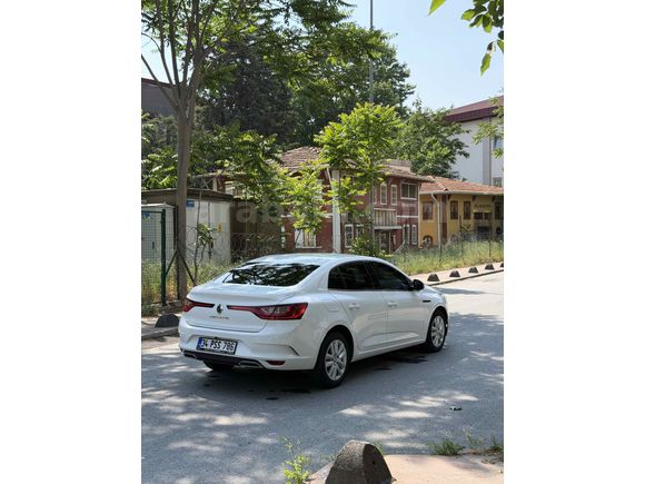 Sahibinden Renault Megane 1.3 TCe Joy 2021 Model 