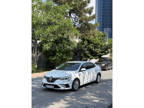 Sahibinden Renault Megane 1.3 TCe Joy 2021 Model 