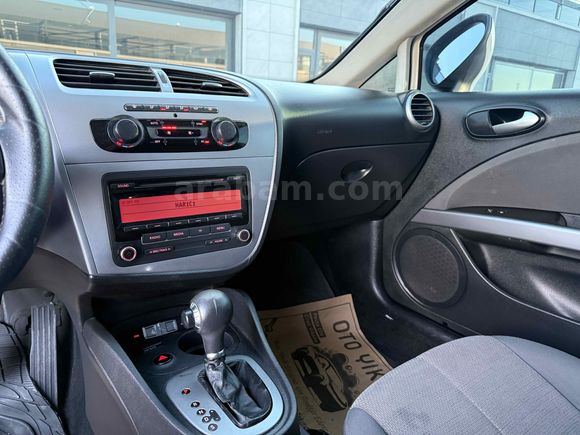 HATASIZ TRAMERSİZ DİZEL OTOMATİK  LEON 