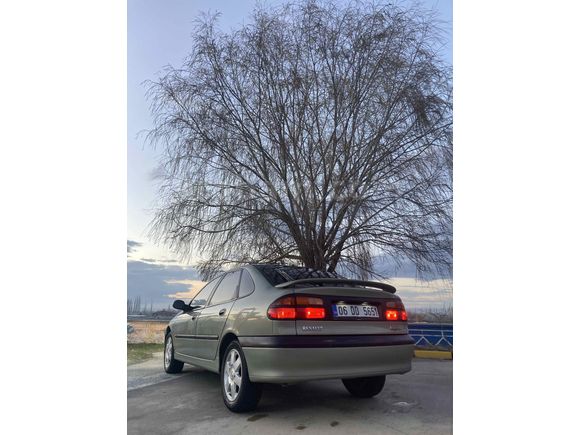 Sahibinden Renault Laguna 2.0 RXT 2001 Model 