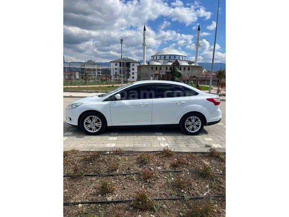 Sahibinden Ford Focus 1.6 Ti-VCT Trend X 2013 Model 