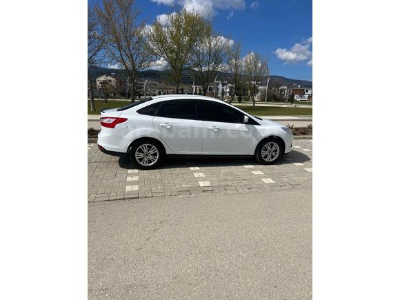 Sahibinden Ford Focus 1.6 Ti-VCT Trend X 2013 Model 