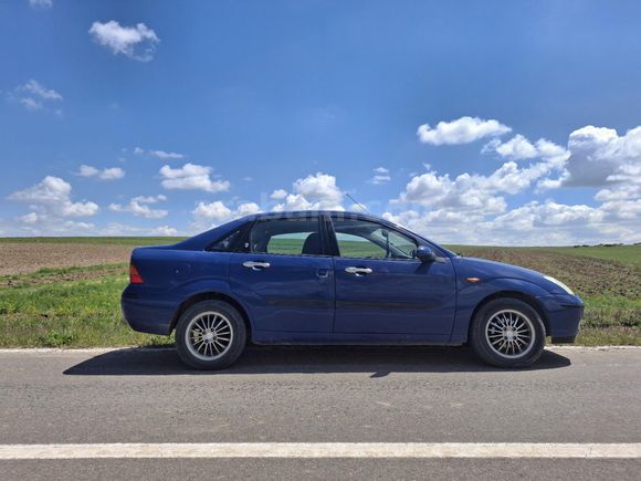 Sahibinden Ford Focus 1.6 Comfort 2002 düşük km acil Model