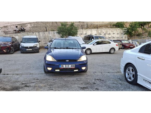 Sahibinden Ford Focus 1.6 Comfort 2002 düşük km acil Model