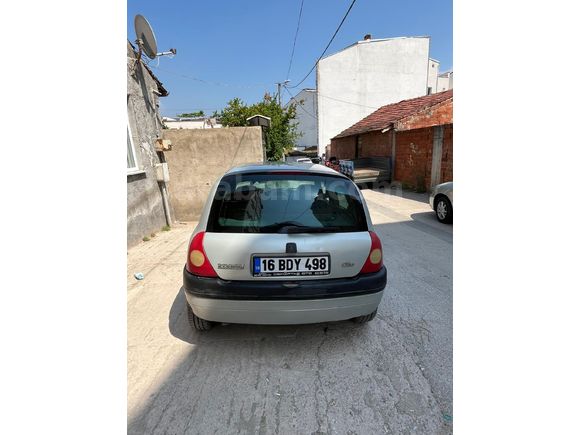 Sahibinden Renault Clio 1.4 RNA 2001 Model
