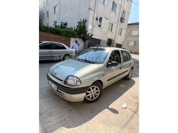 Sahibinden Renault Clio 1.4 RNA 2001 Model