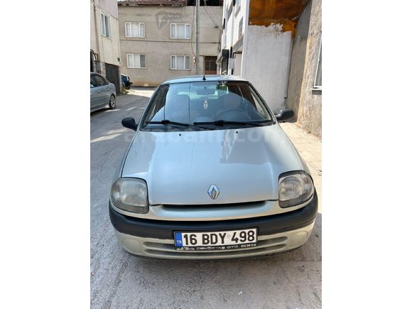 Sahibinden Renault Clio 1.4 RNA 2001 Model