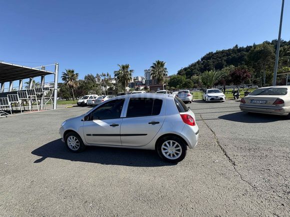 Sahibinden Renault Clio 1.2 Expression 2008 Model  185.000 km Gri (Gümüş)