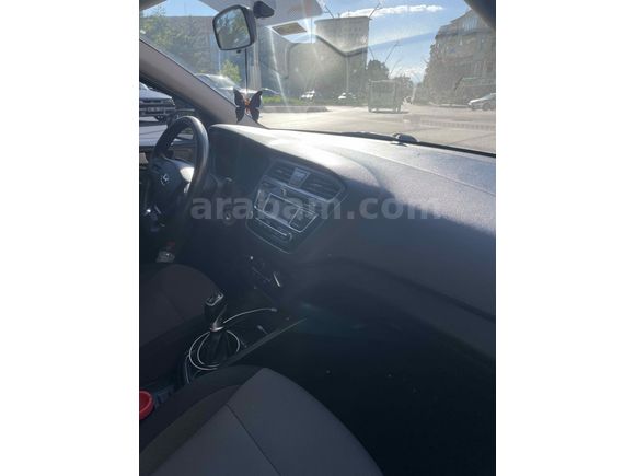 Sahibinden Hyundai i20 1.4 CRDi Jump 2017 Model 