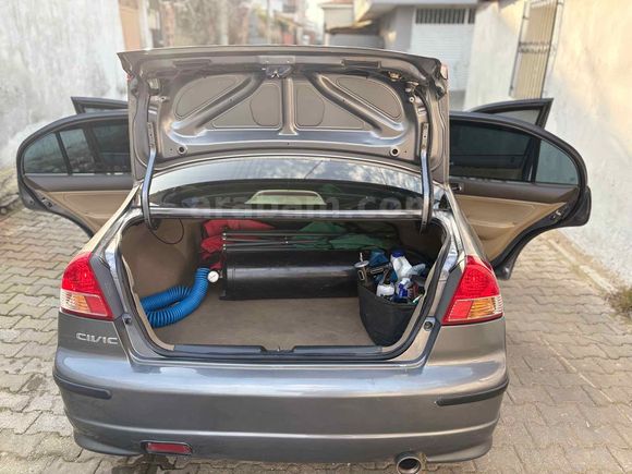 Sahibinden Honda Civic 1.6i VTEC ES 2005 Model 