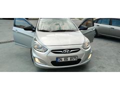 Sahibinden Hyundai Accent Blue 1.6 CRDI Mode 2014 Model