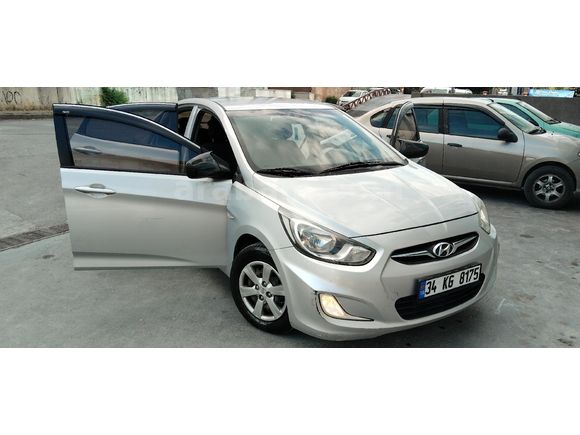 Sahibinden Hyundai Accent Blue 1.6 CRDI Mode 2014 Model