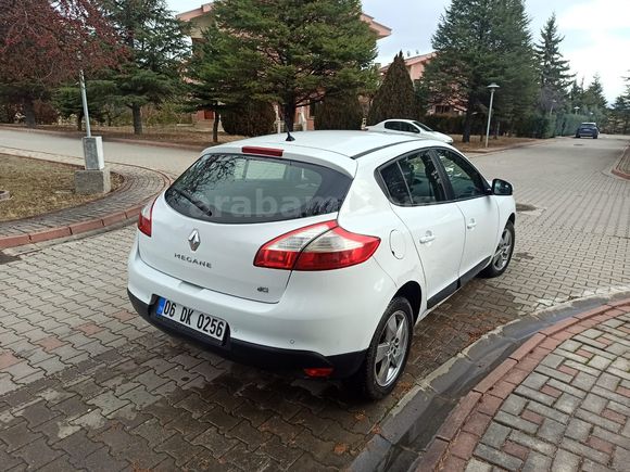Sahibinden Renault Megane 1.5 dCi Expression 2011 Model 