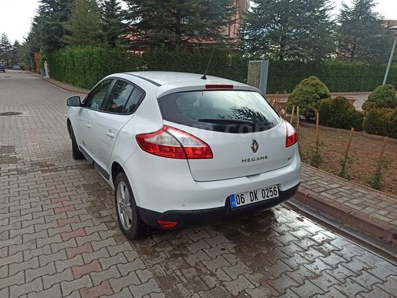 Sahibinden Renault Megane 1.5 dCi Expression 2011 Model 