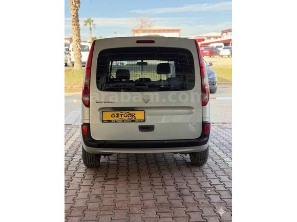 
ÖZTÜRK AUTO’DAN HATASIZ AYARINDA TRAMERSİZ 2011 KANGOO
