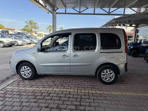 
ÖZTÜRK AUTO’DAN HATASIZ AYARINDA TRAMERSİZ 2011 KANGOO