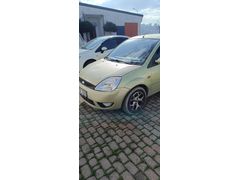 Sahibinden Ford Fiesta 1.4 Comfort 2005 Model  102.000 km Yeşil