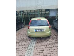 Sahibinden Ford Fiesta 1.4 Comfort 2005 Model  102.000 km Yeşil