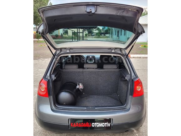 TR'DE TEK KOLTUK ISITMALI 2007 DEĞİŞENSİZ GOLF 1.6 102'LİK