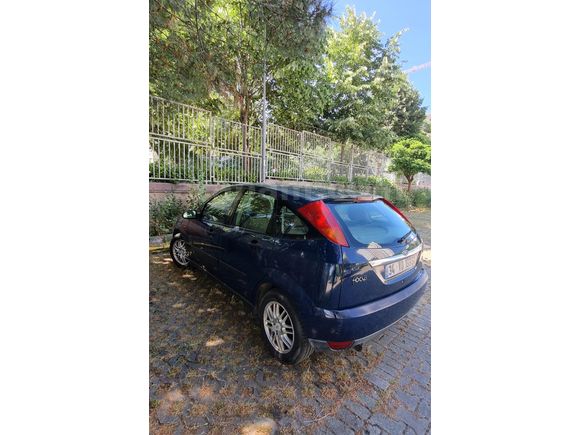 Sahibinden HASARSIZ  106 bin km  Ford Focus 1.6 Ghia 2001 Model