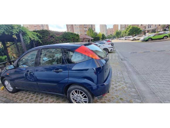 Sahibinden Ford Focus 1.6 Ghia 2001 Model