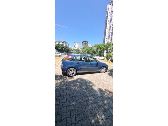 Sahibinden Ford Focus 1.6 Ghia 2001 Model