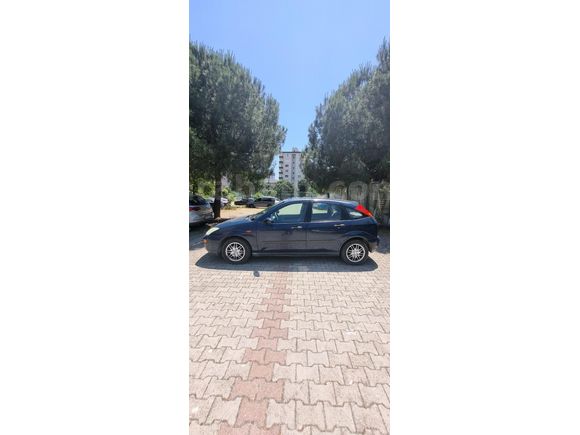Sahibinden HASARSIZ  106 bin km  Ford Focus 1.6 Ghia 2001 Model