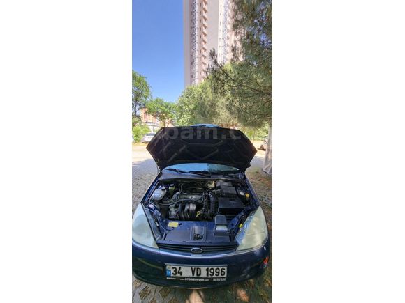 Sahibinden Ford Focus 1.6 Ghia 2001 Model