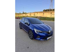 Sahibinden Renault Clio 1.0 TCe Touch 2023 Model İstanbul 65.000 km Mavi (metalik)