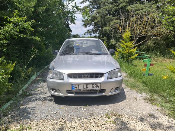Sahibinden Hyundai Accent 1.3 LS 2001 Model