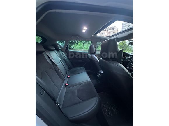 FR DOLULUĞUNDA. Cam tavan+Led far+Alcantra koltuk+17"jant