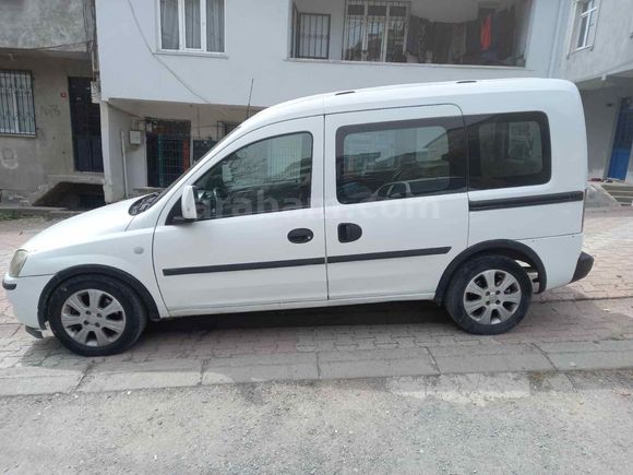 Sahibinden Opel Combo 1.3 CDTI Club 2008 Model  465.000 km Beyaz