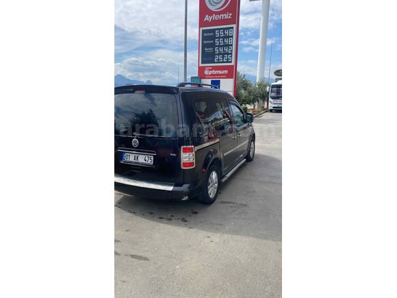 Sahibinden Volkswagen Caddy 1.6 TDI Comfortline 2011 Model  330.000 km Siyah