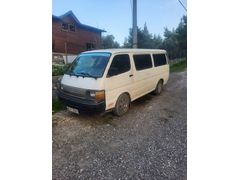 Sahibinden Toyota Hi-Ace 2.4 LD 1998 Model