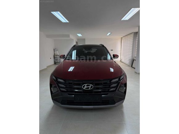 Hatasız sadece 6050 km de 2025 CAMTAVANLI dizel Tucson