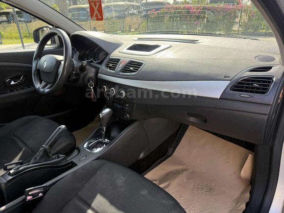 2014 MODEL HATASIZ FLUENCE 1.5 DİZEL OTOMATİK
