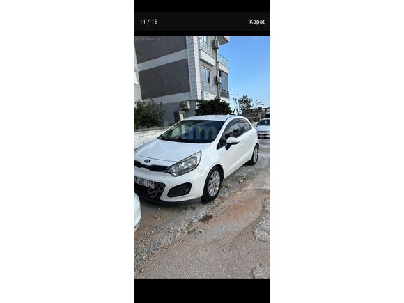 İhtiyaçtan satılık temiz Kia rio