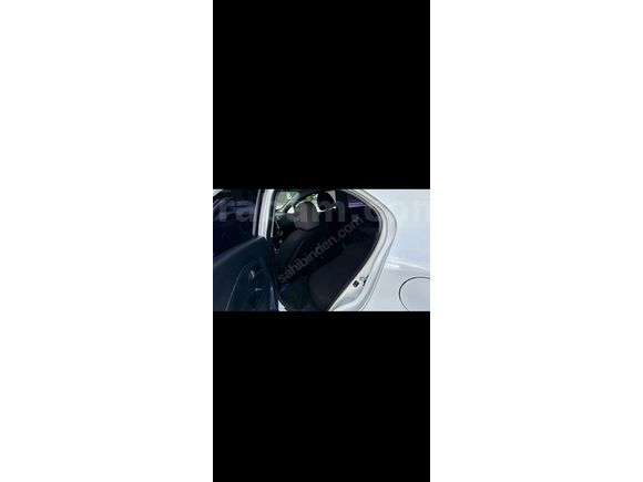 İhtiyaçtan satılık temiz Kia rio