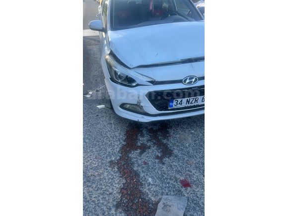 Sahibinden Hyundai i20 1.4 CRDi Style 2018 Model 