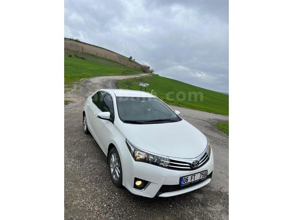 Sahibinden Toyota Corolla 1.4 D-4D Premium 2015 Model