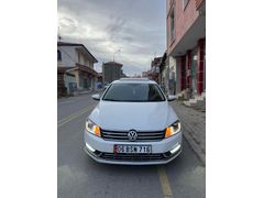 Sahibinden Volkswagen Passat 1.6 TDi BlueMotion Highline 2011 Model  195.000 km Beyaz