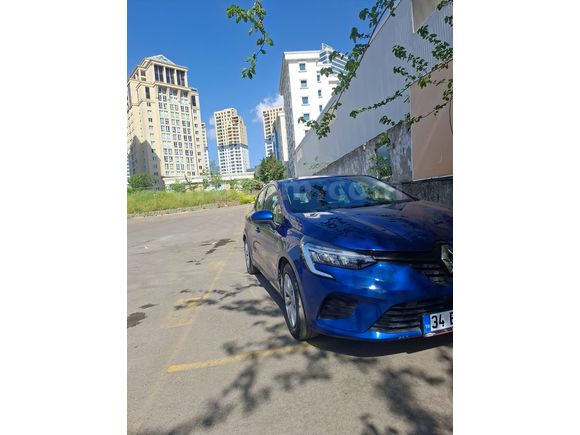 Sahibinden Renault Clio 0.9 TCe Joy 2021 Model 