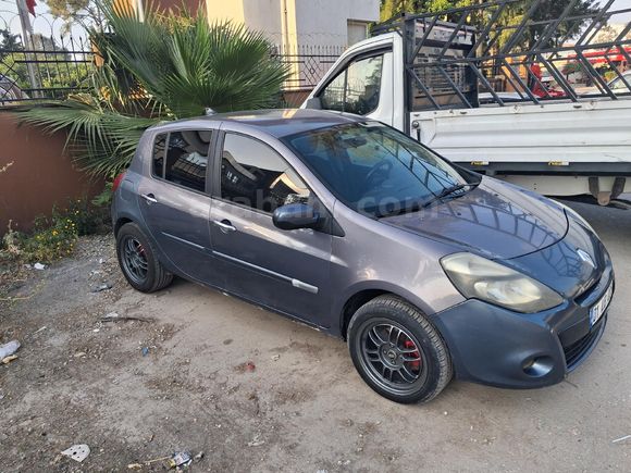 Sahibinden Renault Clio 1.5 dCi Dynamique 2009 Model  170.000 km Gri