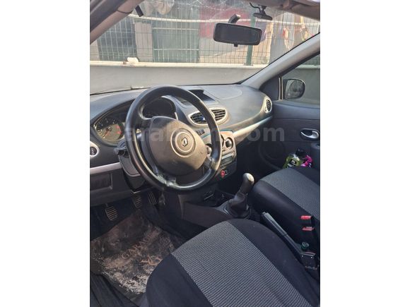 Sahibinden Renault Clio 1.5 dCi Dynamique 2009 Model  170.000 km Gri