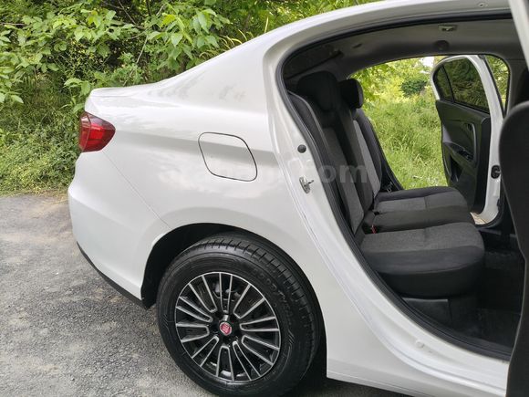 2020 MODEL 1.3 MULTİJET EASY 176000 KM HATASIZLARDANN TABLET EKRAN GERİ GÖRÜŞ