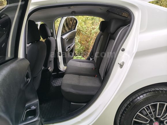 2020 MODEL 1.3 MULTİJET EASY 176000 KM HATASIZLARDANN TABLET EKRAN GERİ GÖRÜŞ