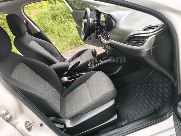 2020 MODEL 1.3 MULTİJET EASY 176000 KM HATASIZLARDANN TABLET EKRAN GERİ GÖRÜŞ