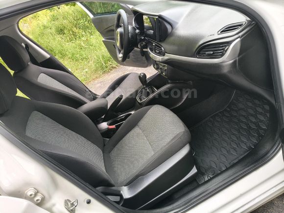 2020 MODEL 1.3 MULTİJET EASY 176000 KM HATASIZLARDANN TABLET EKRAN GERİ GÖRÜŞ